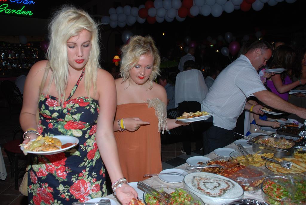 Hisar Holiday Club โอลลุนเดนิซ ภายนอก รูปภาพ